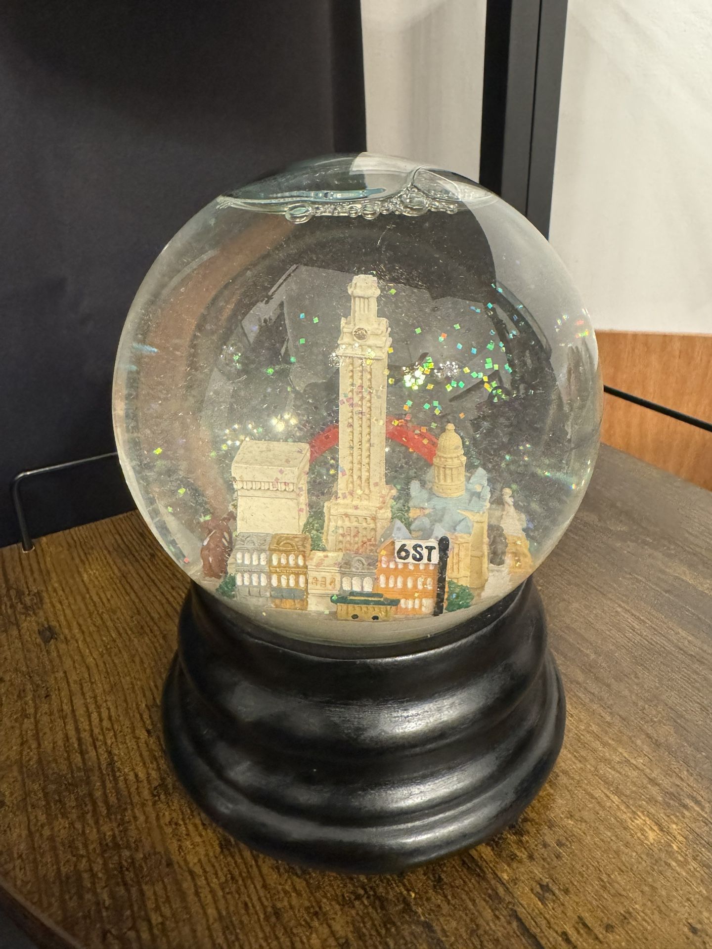 Austin Musical Snow Globe Saks Fifth Avenue Bats Deep in the Heart of Texas UT