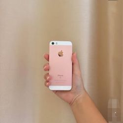 iPhone SE Unlocked With Warranty 