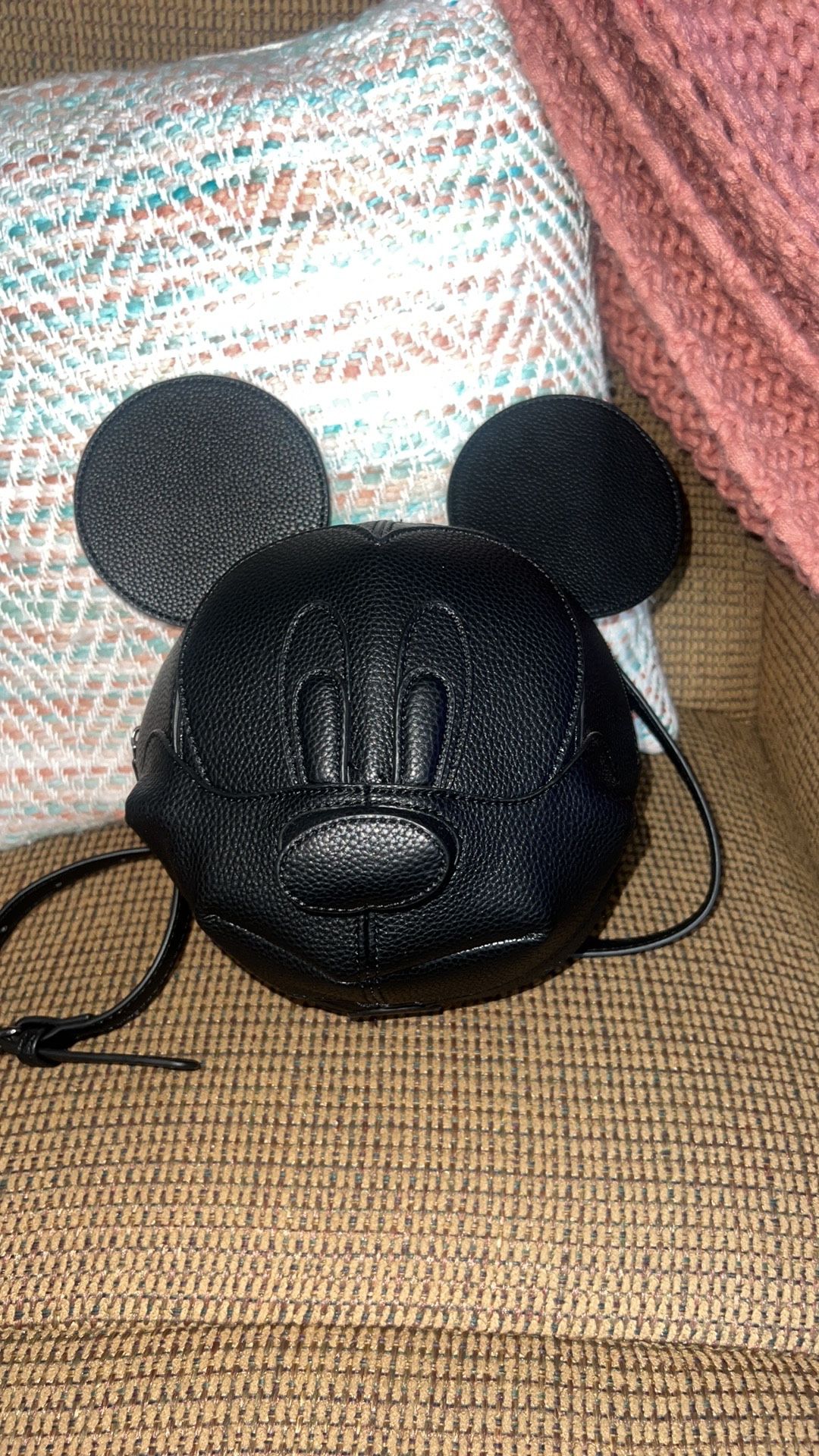 NWOT Limited Edition Danielle Nicole Disney Mickey Mouse Head Crossbody 