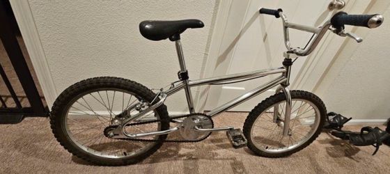 Mongoose Menace 1993