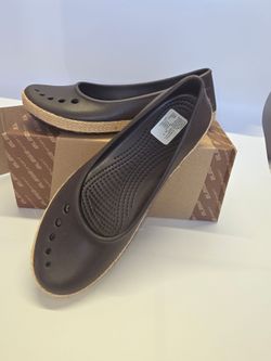 New Brown flats- different sizes
