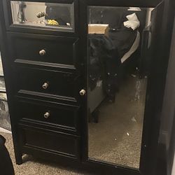 Chest & Night Stand 