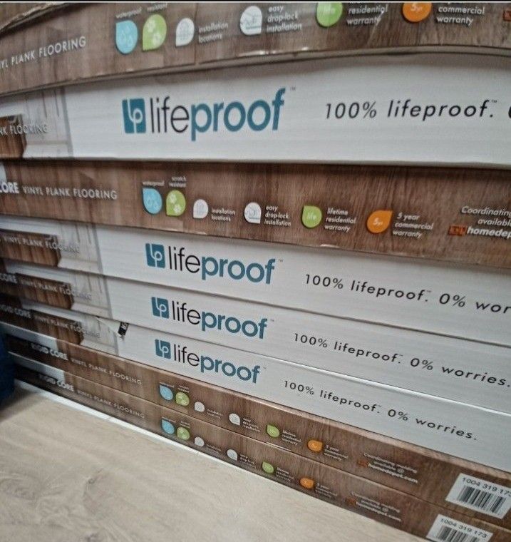 ☆SALE☆  60% Off Retail  ☆   LIFEPROOF LUXURY VINYL PLANK FLOORING  ☆  LOTS OF COLORS AVAILABLE