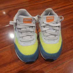 Puma Kids Size 12.5 Shoes