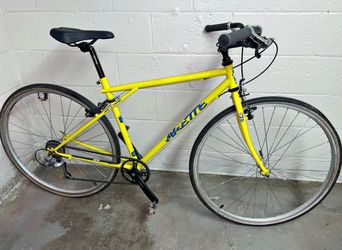 GT Arette, 700c hybrid, 21” bicycle.