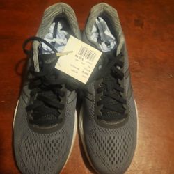 Size 9.5 -  Men's New Balance Athletic MARISLB1 Grey/Black