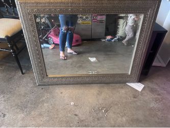 Textured mirror