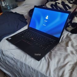 Lenovo Laptop: Core i7. Windows 11 V-24H2, Wi-Fi, Bluetooth. MS-office. WebCam.
