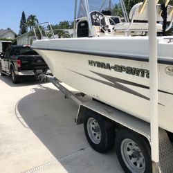 2001 Hydrasport 24FT Seahorse Boat