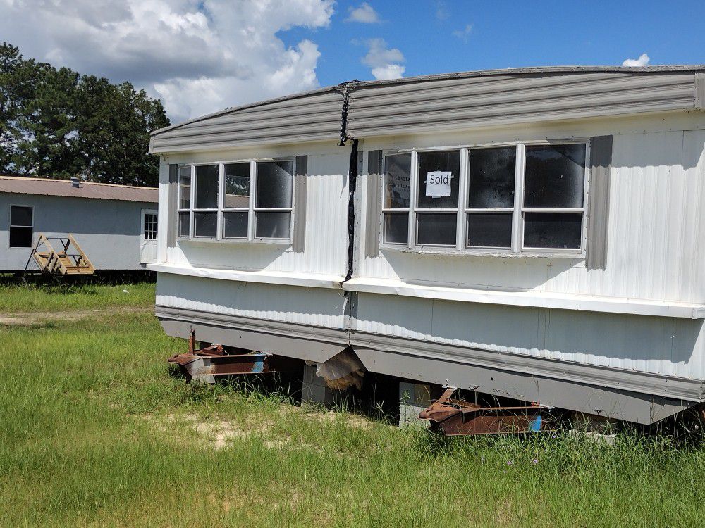 1999 Double Wide 4b/2b Fleetwood Mobile Home 