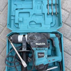 Makita Rotary Hammer And Drill With Extensions 