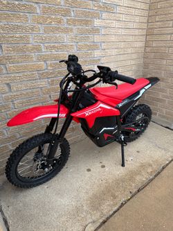 Xekoya  xe100