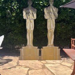 Oscar Cut Out Statues 