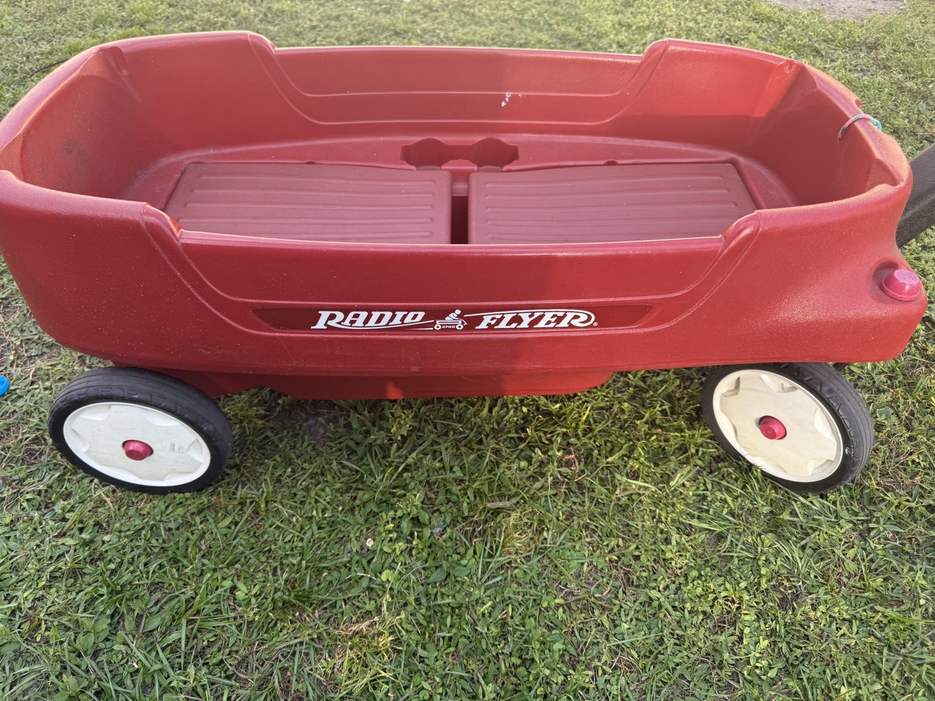 Radio Flyer Pathfinder Wagon for Kids