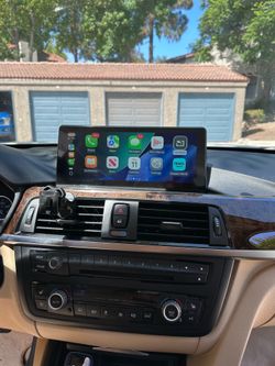 BMW CarPlay Display Screen Radio