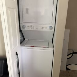 Frigidaire Washer And Dryer