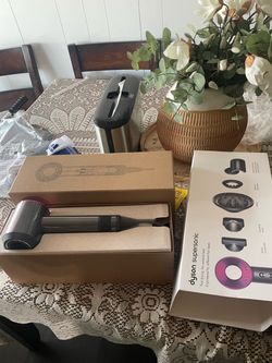 Dyson supersonic hair dryer