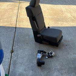 Ford F150 F250 Center Jump seat