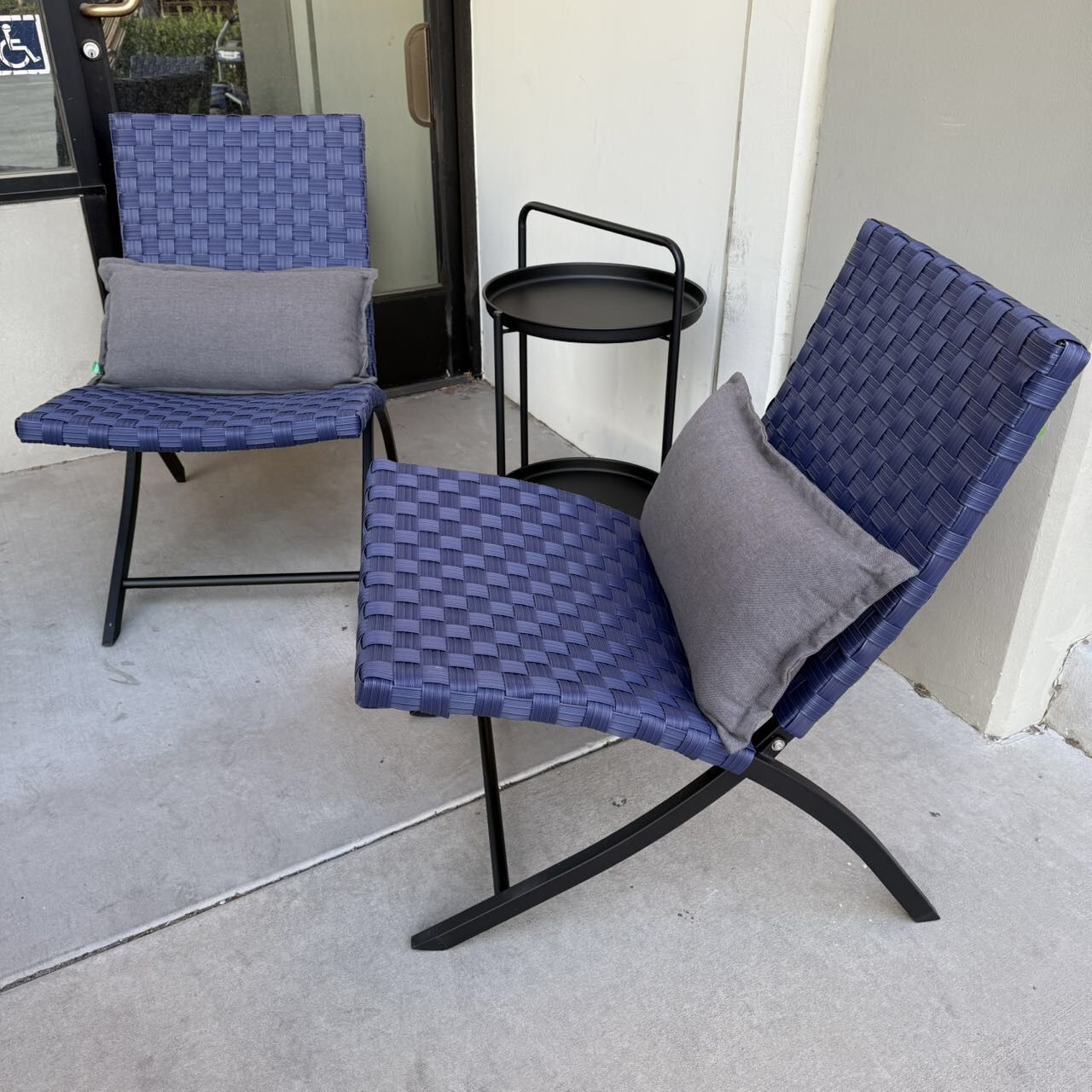 Patio Furniture Chairs With Table NEW
