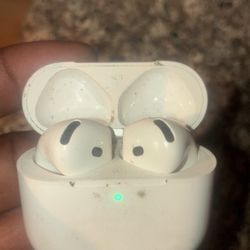AirPods Generation 4 Noise Cancellation 