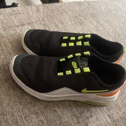 Nike Shoes Size 4