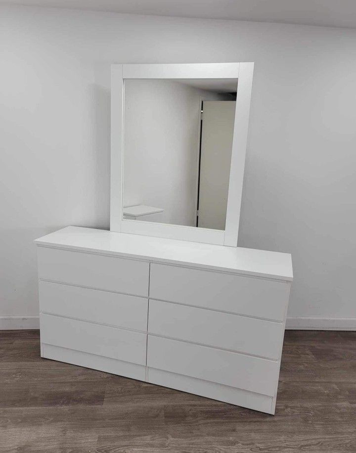 DRESSER WHIT MIRROR ( TOCADOR CON ESPEJO)