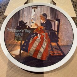 Edwin M Knowles, China Company, Certified By The Rockwell Society Of America. Mother’s Pride 1980 Mothers Day Plate.