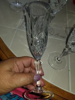Set of 4 crystal champaign drinking glasses