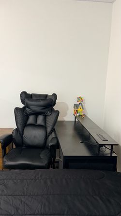 Juego de cuarto, silla gamer, escritorio