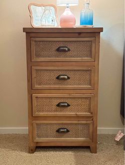 Moving Sale!!! 4 drawer night stand/dresser