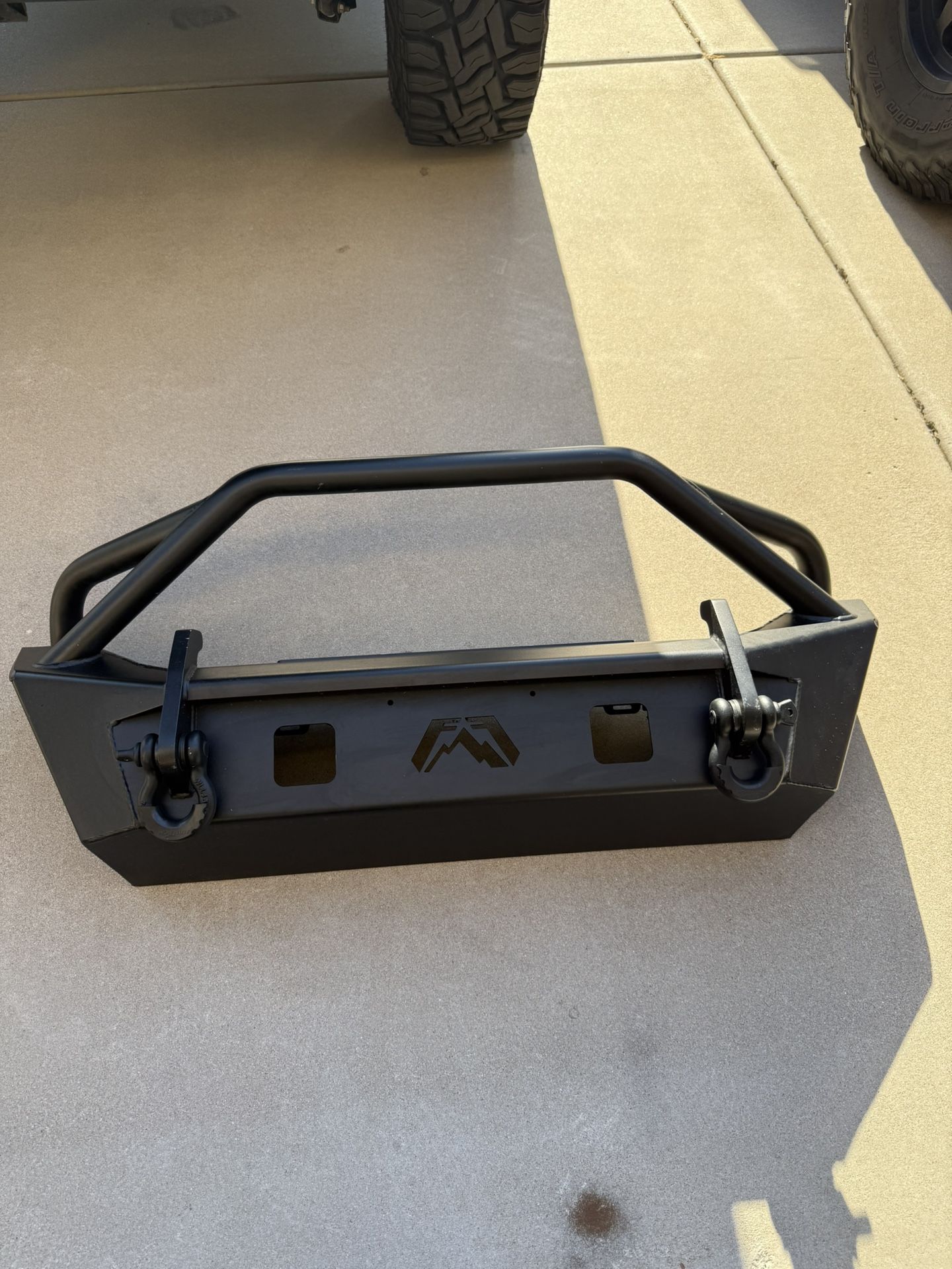 FAB FOUR BUMPER AND BADLAND ZXR 12,000 LBS WINCH