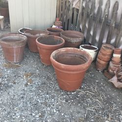 Macetas Súper Grandes De Barro  Echas En Italia. $99 Each 