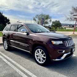 2014 jeep grand Cherokee summit  hemi v8