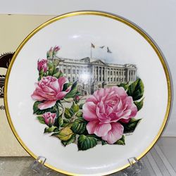 Authentic BOEHM Collectible Roses Of Excellence “Queen Elizabeth” Plate