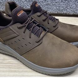 Skechers Men's 13 Delson 3.0 Ezra Leather Bungee Lace Slip-On Brown Classic Fit