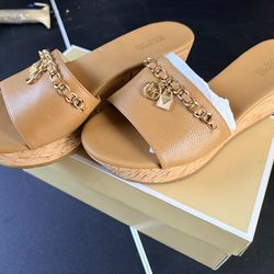 Women’s Sandals