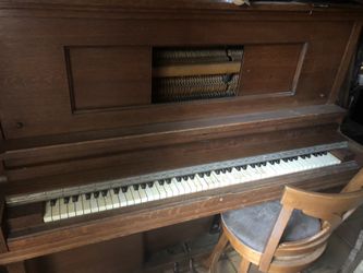 Antique piano