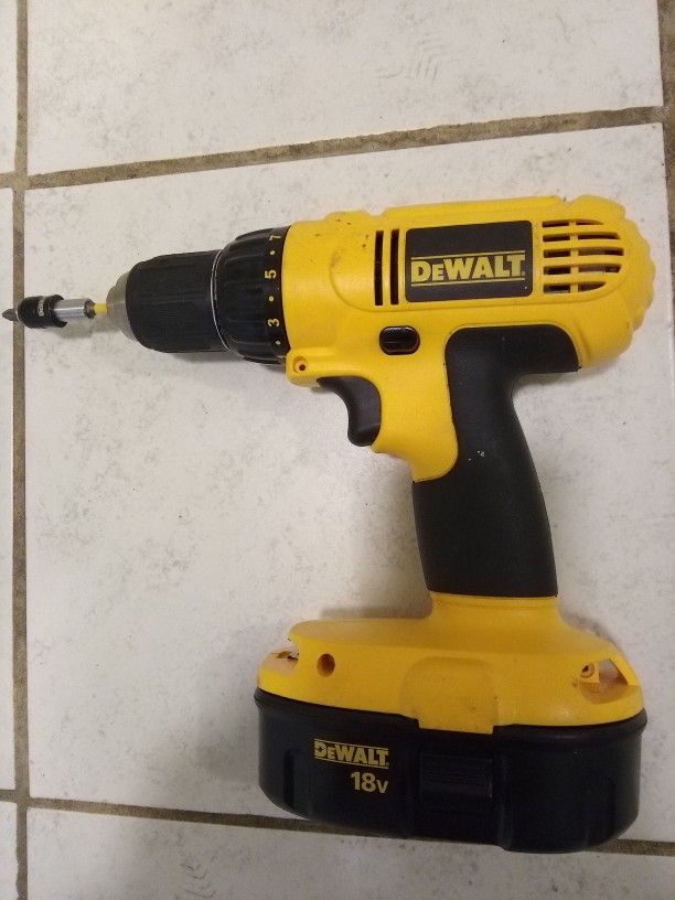 DeWalt  Dc759 Drill