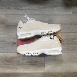 Nike Air Max 95 Levis Light Orewood Brown Size 11.5