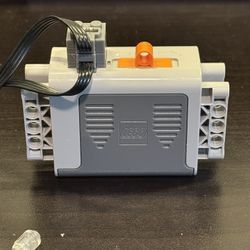 LEGO ELECTRIC 9V BATTERY BOX 4X11X7 PF 59510C01 #8881 WITH CABLES