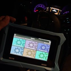 Innova 5in Touchscreen Diagnostic Tablet