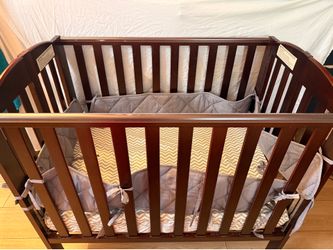 Baby crib