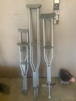 Crutches sets