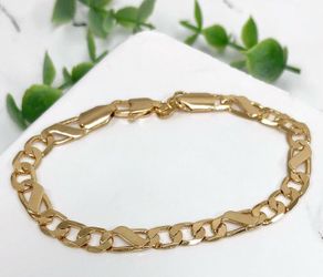 Chunky Unisex Yellow 18k  Gold Plating  Figaro Link Statement Wrist Chain