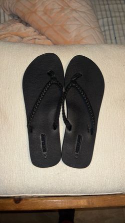 Black Braided Strap Flip Flops