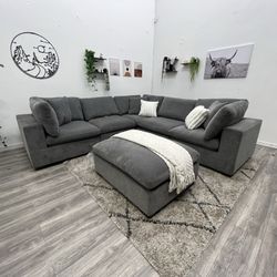 Thomasville Sectional Cloud Couch - Free Delivery 