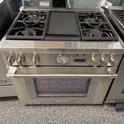 Thermador or Grand 36 inch Stove | stove 