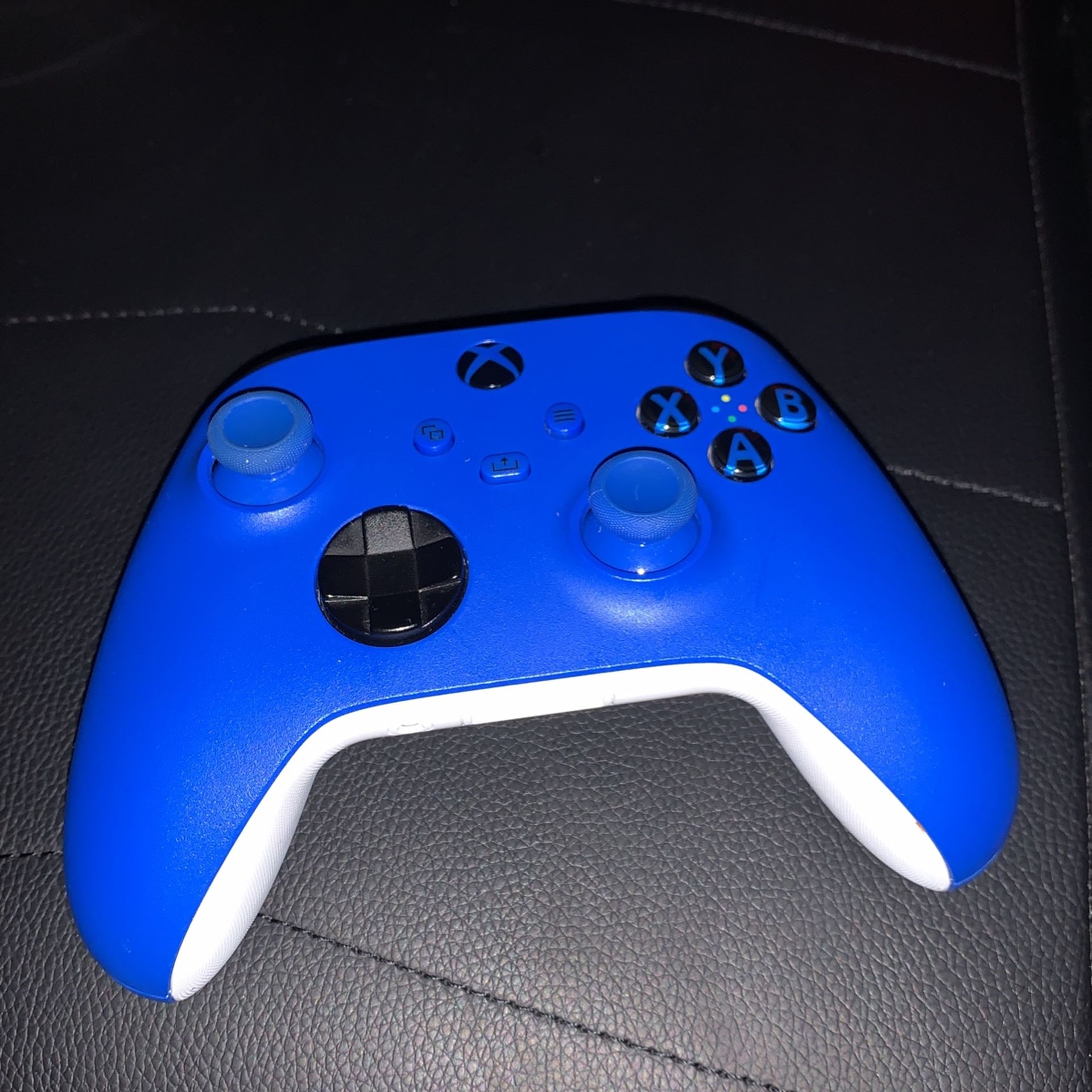 Xbox 1 controller (comparable With Next Gen)