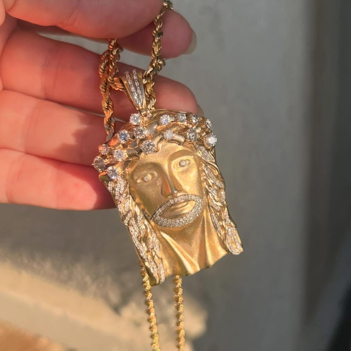Huge Chunky 14k Gold Chain & Diamond Jesus Head Pendant 