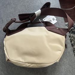 Lululemon All Day Essentials Belt Bag 2.5L for Sale in Los Angeles, CA -  OfferUp